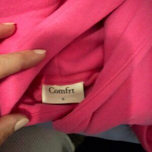 Comfrt Minimalist Hoodie — Size Small (New, Never Worn)